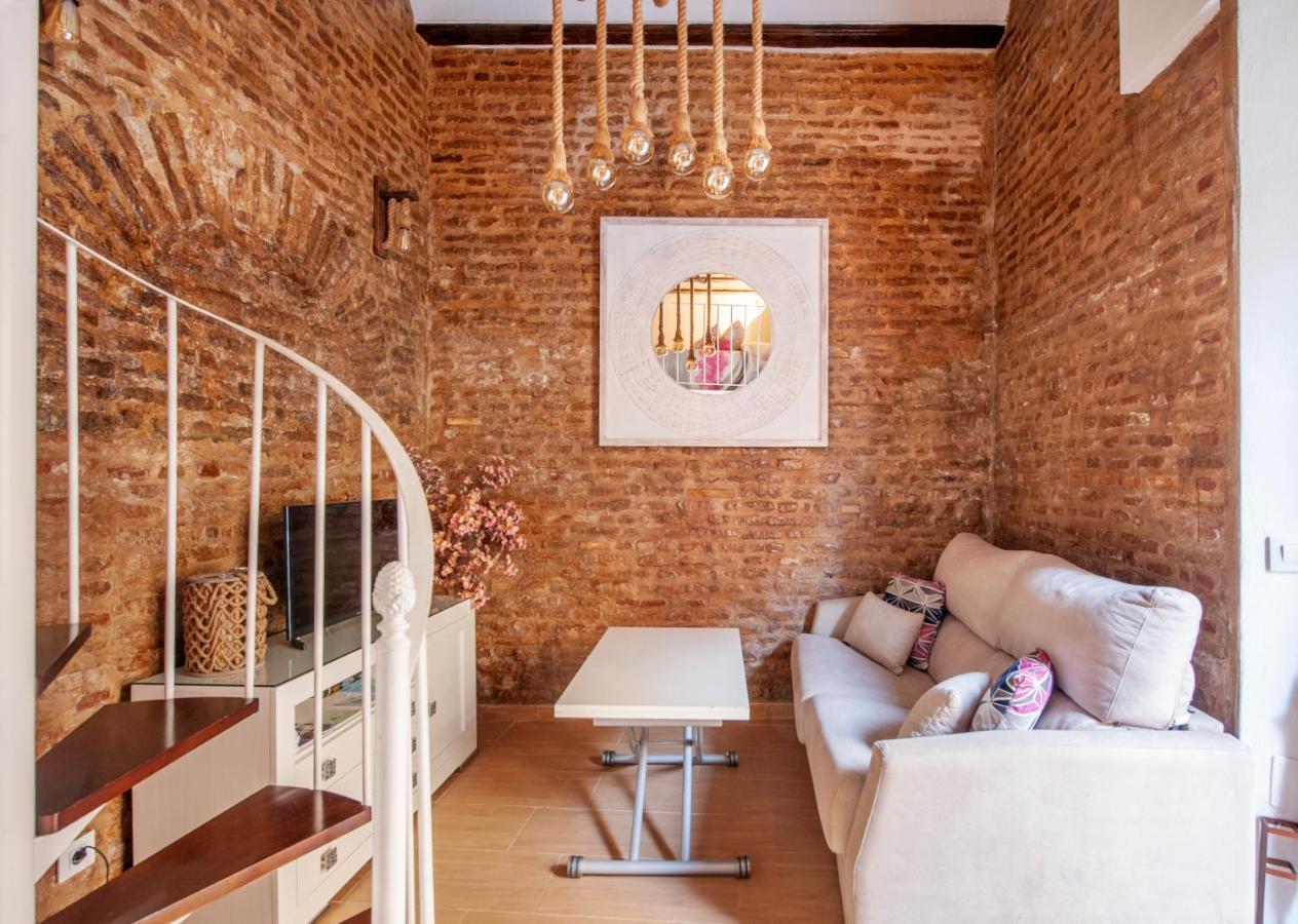 Santa Clara Chic Apartment Sevilla Bagian luar foto