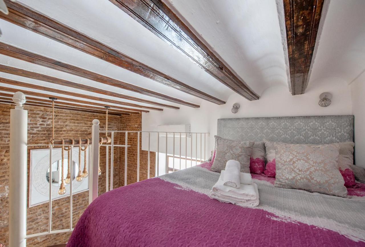 Santa Clara Chic Apartment Sevilla Bagian luar foto
